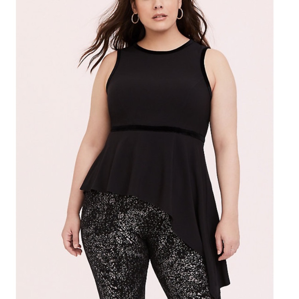 Torrid black crepe with velvet trim.
